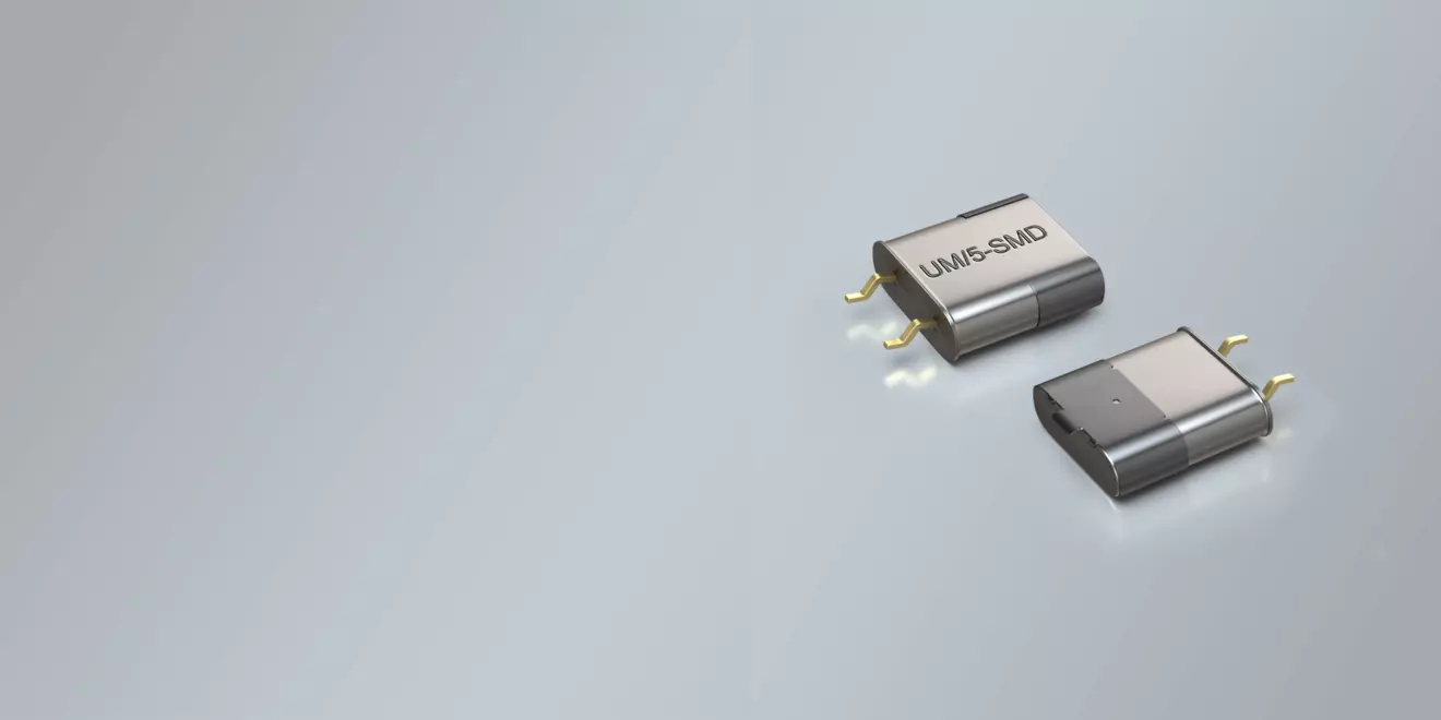 SMD QUARZ UM5/CLIP 6,00 - 200,0 MHz